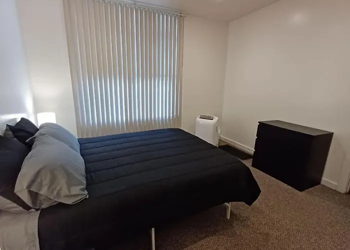 Spacious 2br South Side Retreat - Free Parking - Fast Wifi Pittsburgh