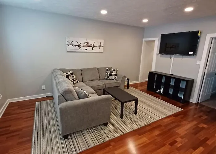 Spacious 2br South Side Retreat - Free Parking - Fast Wifi Pittsburgh